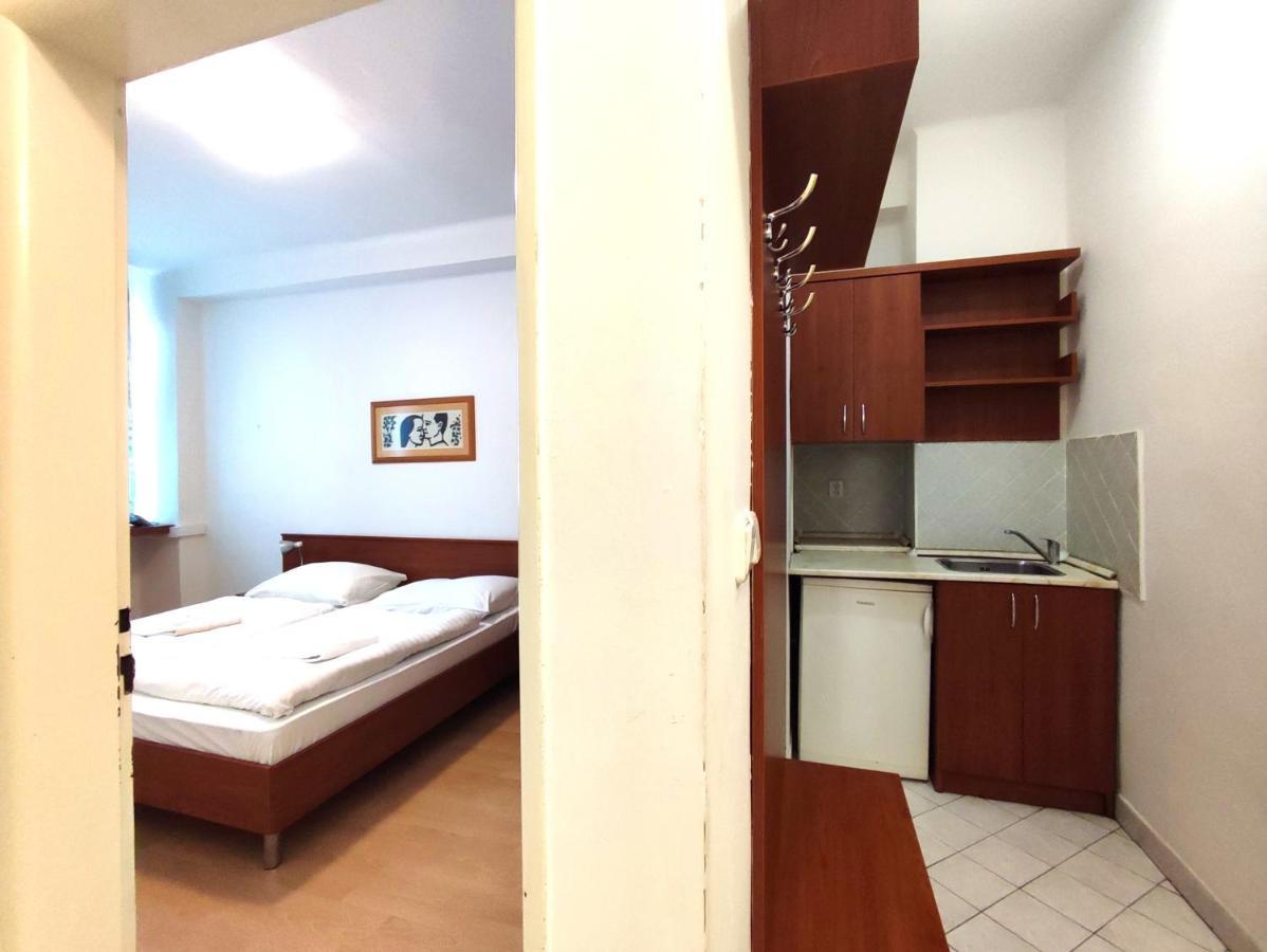 Hotel Jurki Dom براتسيلافا المظهر الخارجي الصورة