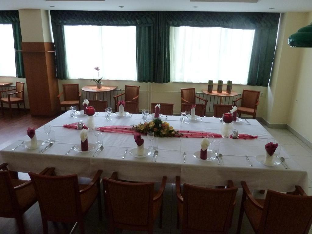 Hotel Jurki Dom براتسيلافا المظهر الخارجي الصورة